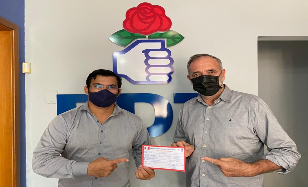 Advogado Márcio André filia-se ao PDT a convite do presidente da sigla Luís Tchê